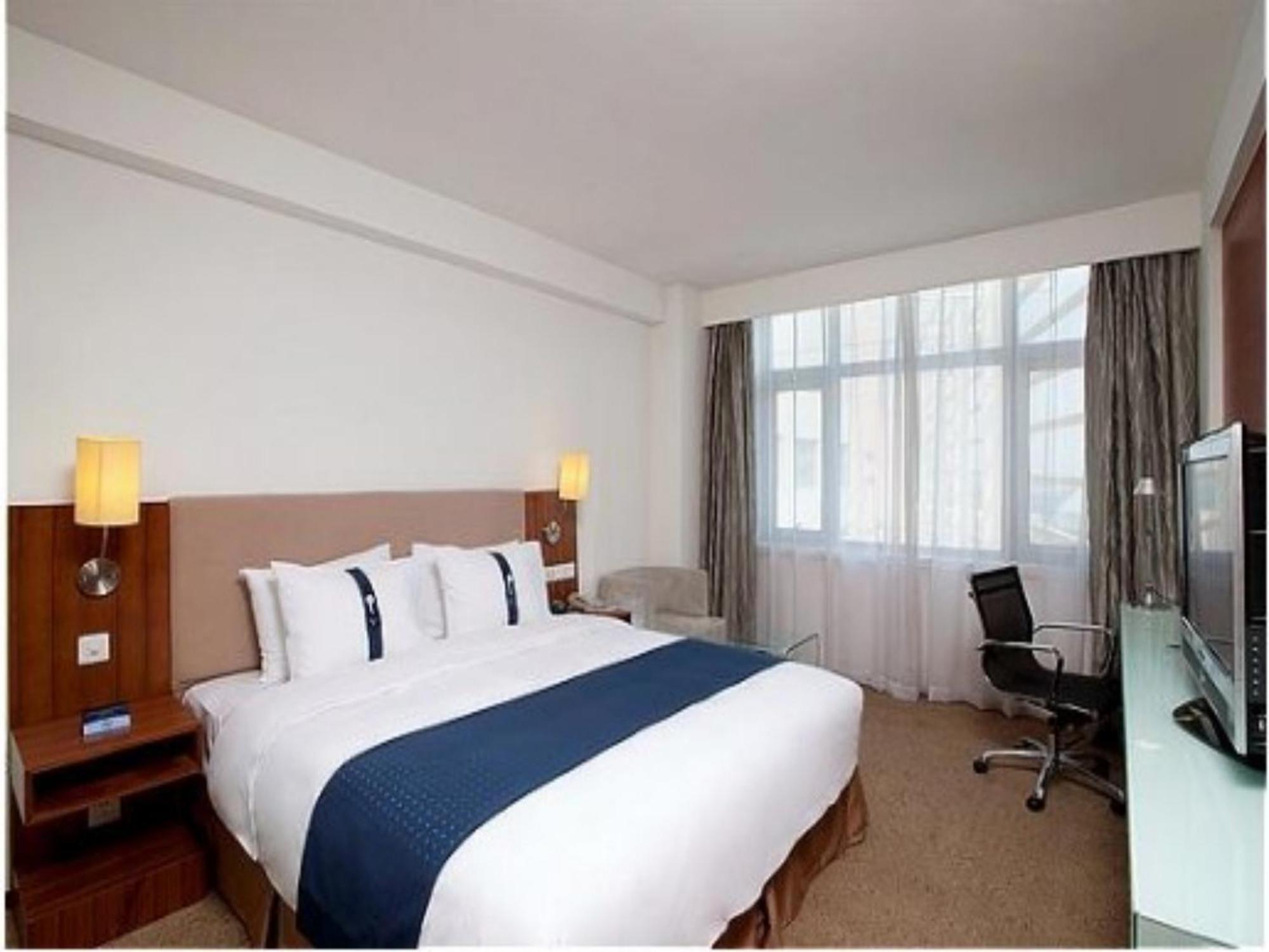 Holiday Inn Express Tianjin Binhai Zewnętrze zdjęcie