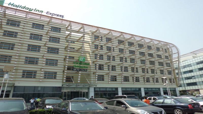 Holiday Inn Express Tianjin Binhai Zewnętrze zdjęcie